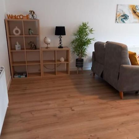 ダンディーLovely 2 Bed Flat-Great Locationアパートメント エクステリア 写真