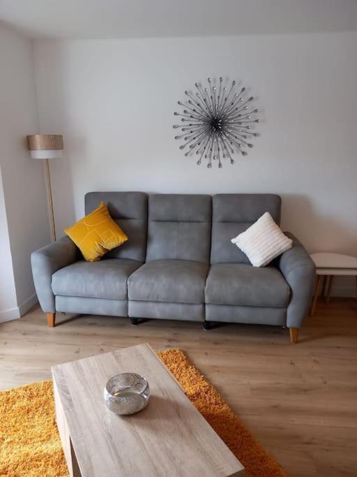 ダンディーLovely 2 Bed Flat-Great Locationアパートメント エクステリア 写真
